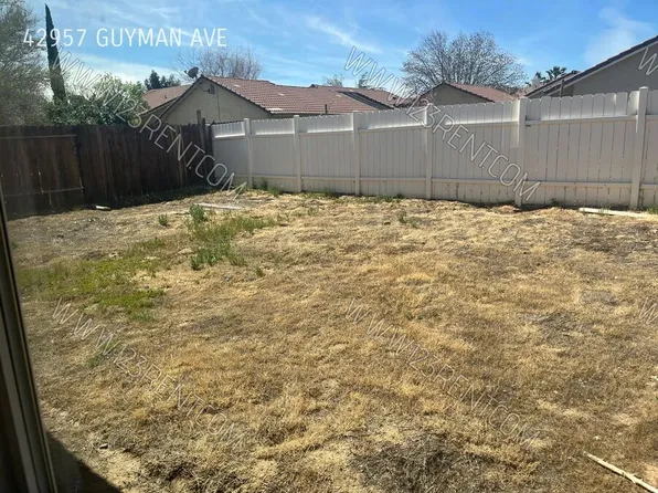 42957 Guyman Ave, Lancaster, CA 93536
