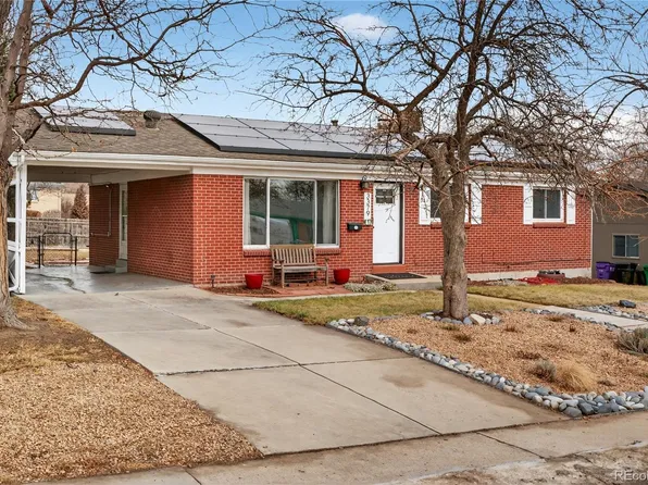 3379 W Wagon Trail Drive, Englewood, CO 80110