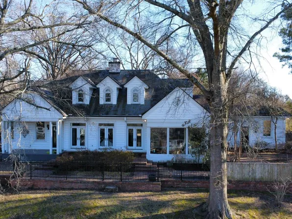 700 E Davis St, Forrest City, AR 72335