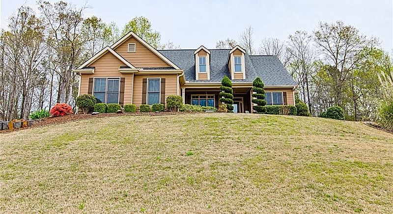 2nd image of 77 Gorham Gates Dr