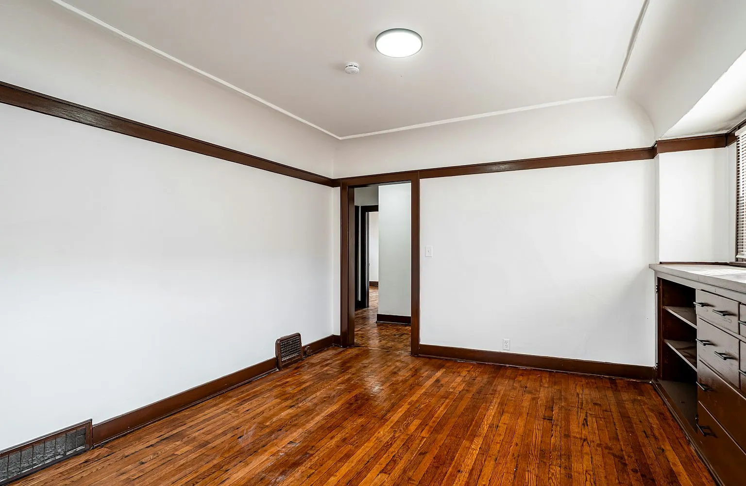 2548 North 38th Street, Unit B (Upstairs) — Photo 3
