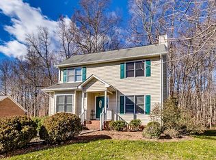6076 Yeaton Glen Dr, Winston Salem, NC 27107
