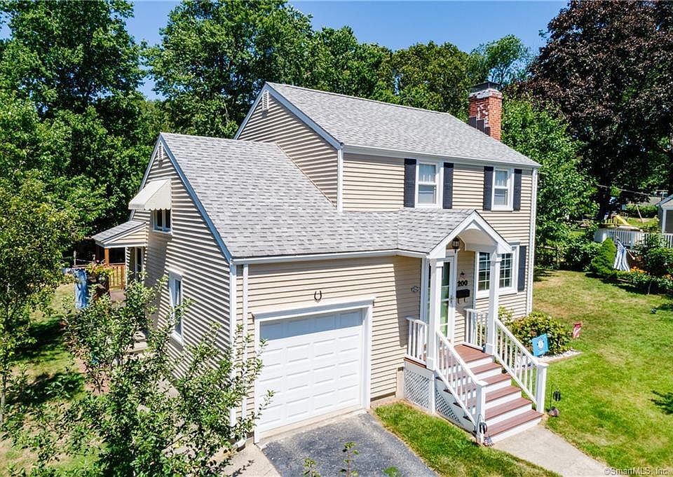 200 Sultan St, Stratford, CT 06614 Zillow