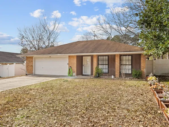 1608 Espoir Dr, Leesville, LA 71446