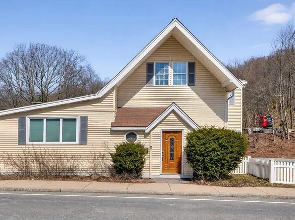 168 South St, Marlborough, MA 01752