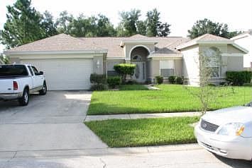 Nice curb appeal!