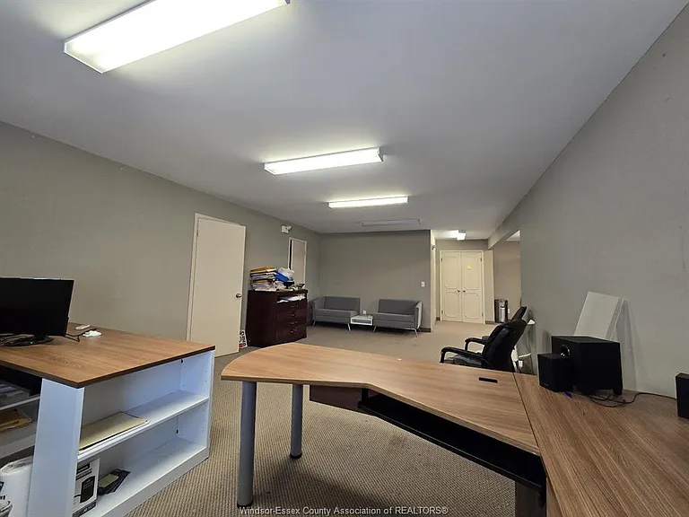 3615 Walker Rd #4 — Photo 10