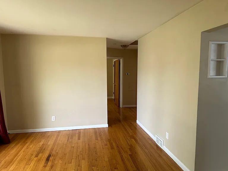 6539 Helen St — Photo 8