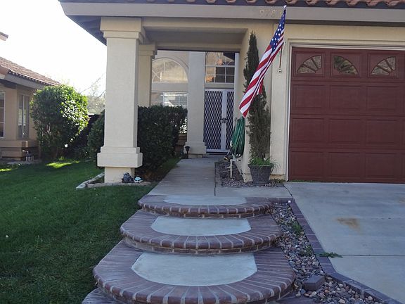 2nd image of 9783 Pebble Brook Dr