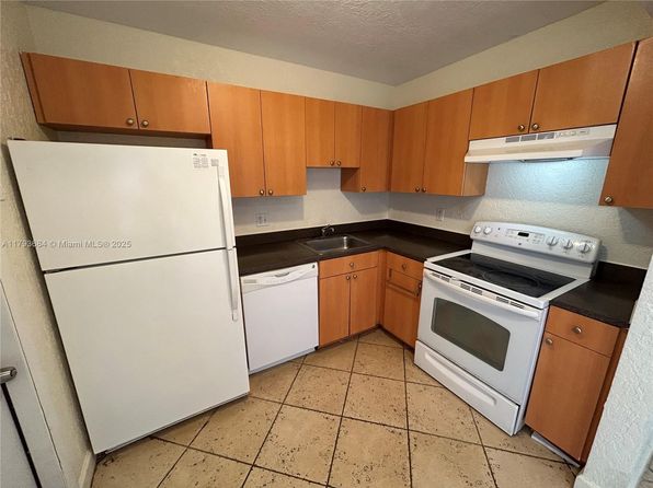 4815 NW 9th Dr #4815