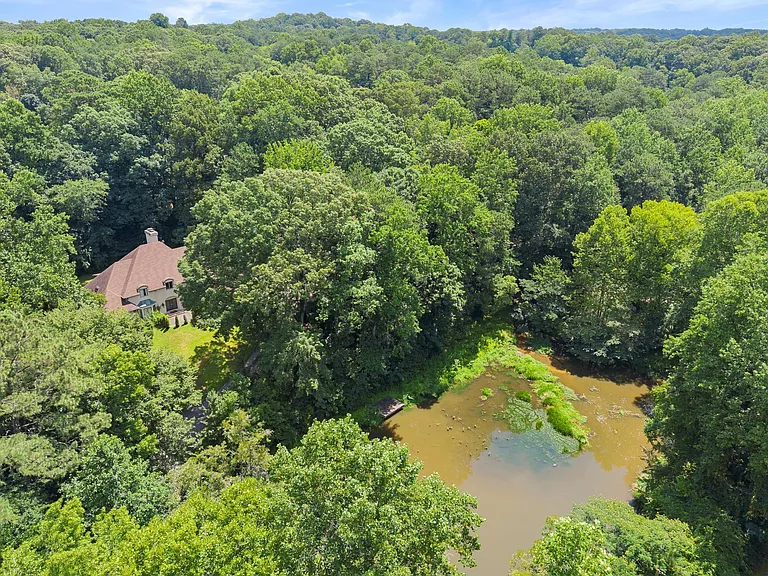 5785 Northside Dr — Photo 49