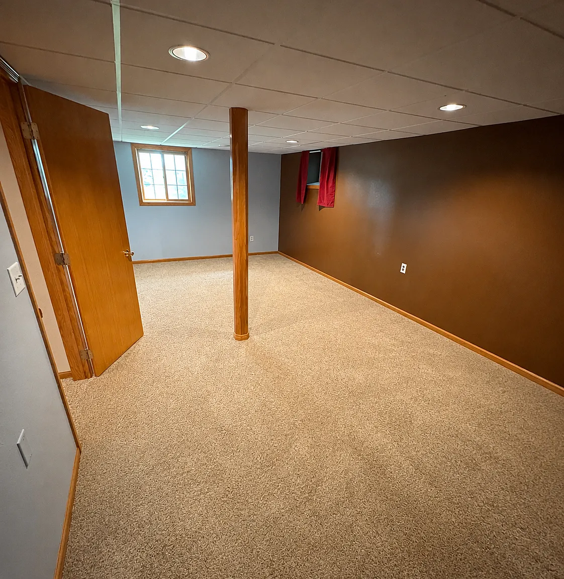 1 bed, 1300 sqft, $1,200 — Photo 4
