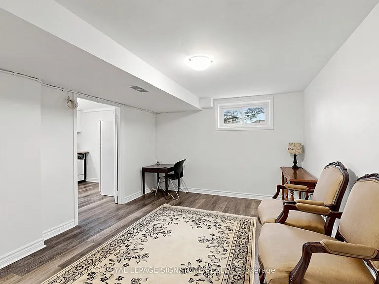 103 Cummer Ave #LOWER — Photo 6
