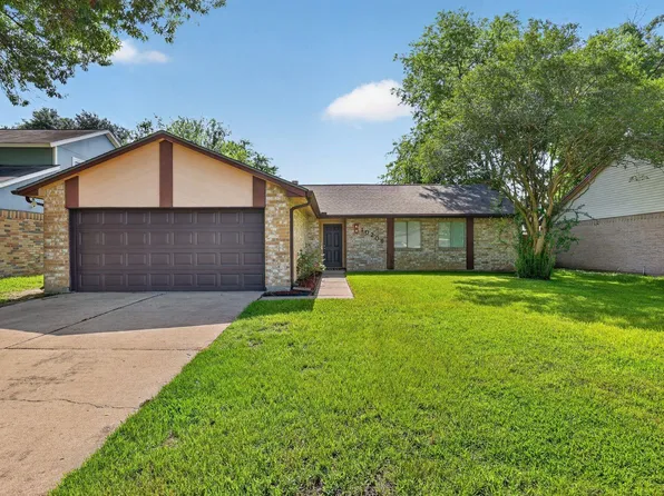 10206 Staghill Dr, Houston, TX 77064