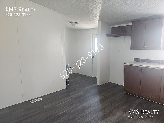 5th image of 5918 S Del Moral Blvd