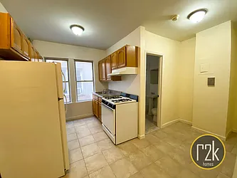 Rented by Realty 2000 Corp