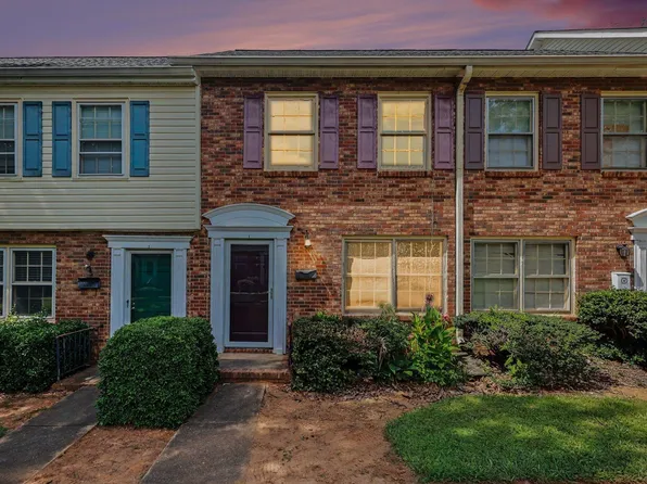 1446 Dover Rd APT E, Spartanburg, SC 29301