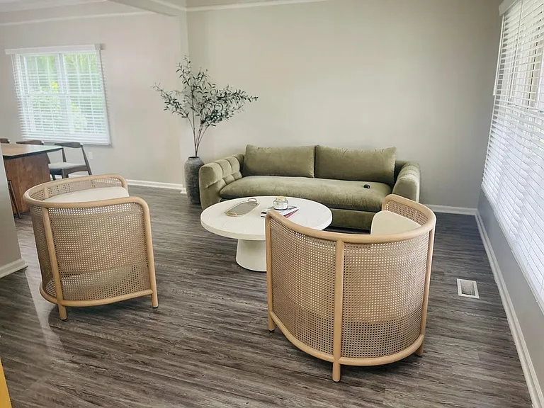 10200 Tammer Dr — Photo 5