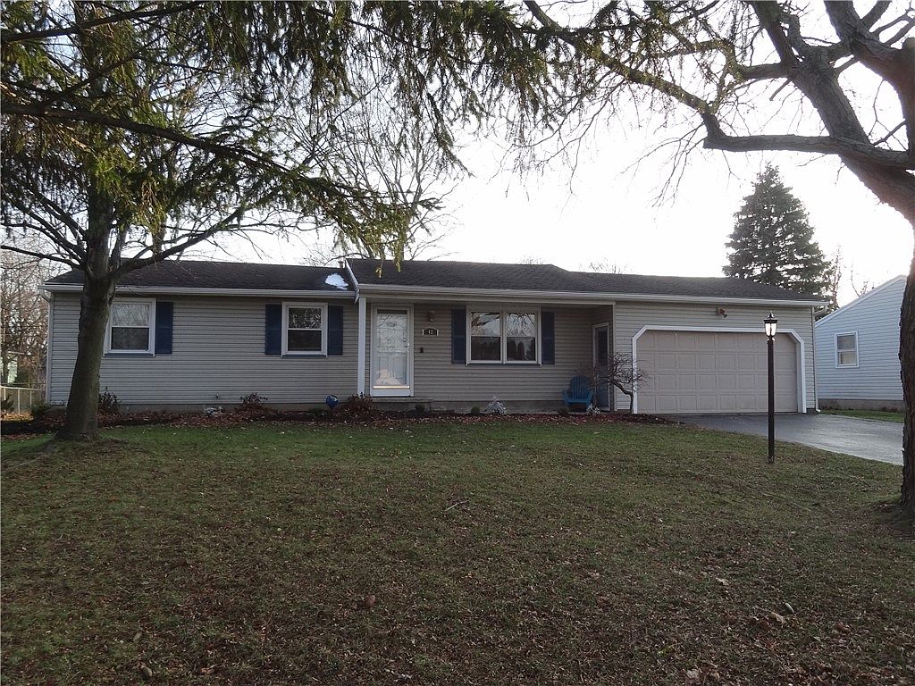 42 Deepwood Dr, Rochester, NY 14606 Zillow