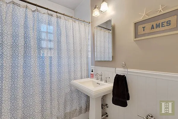 Sold by Halstead Real Estate | media 6