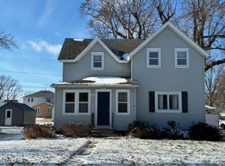 536 Main St, Wanamingo, MN 55983
