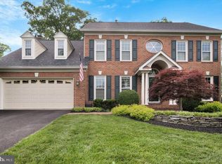 6014 Marilyn Dr, Alexandria, VA 22310