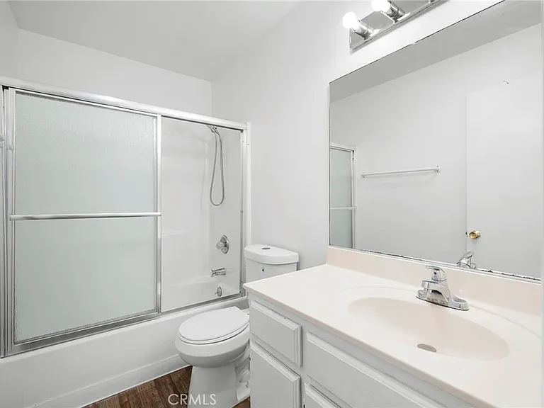 330 Pioneer Dr #7 — Photo 17