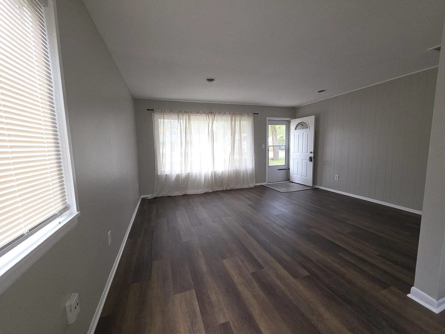 Fisher 3040 - 1 — Photo 4