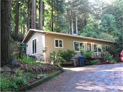 1st image of 802 Hillcrest Dr