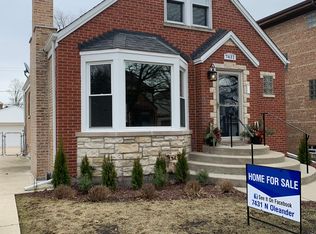 7431 N Oleander Ave, Chicago, IL