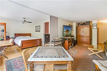 Rented by Weichert Manhattan Midtown