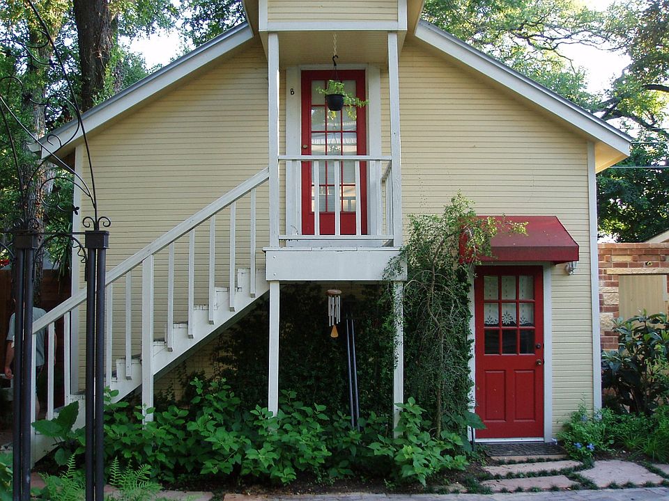 front view upstairs loft