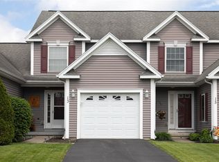 13 Hawthorn Cir, Geneseo, NY 14454