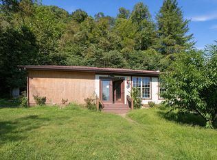 229 Honeycutt Ln, Pine Top, KY 41843