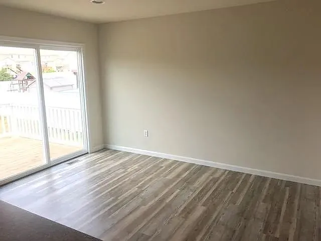1745 Matthew Dr — Photo 12