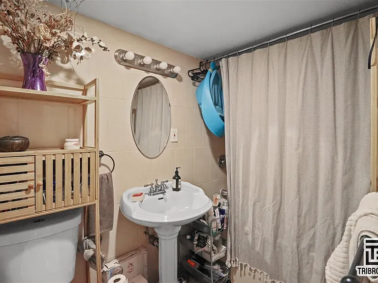 395 Smith St #3C — Photo 13
