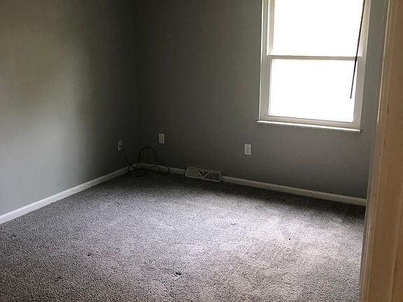 5th image of 8111 Long Meadow Dr