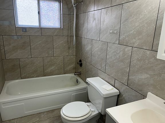 2nd image of 305 S 73rd Dr