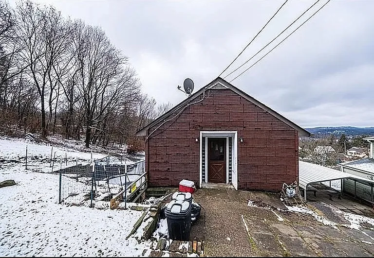 1427 Maratta Rd — Photo 3