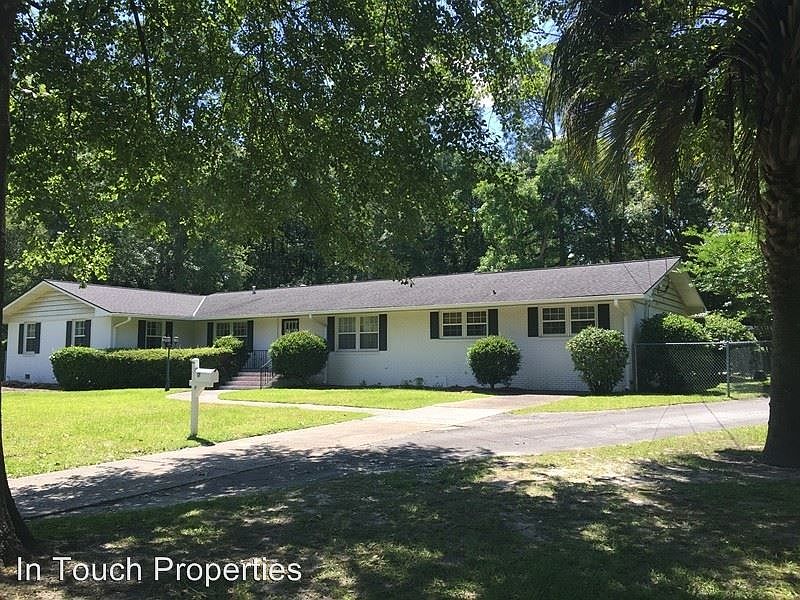 1st image of 17 Loganberry Cir