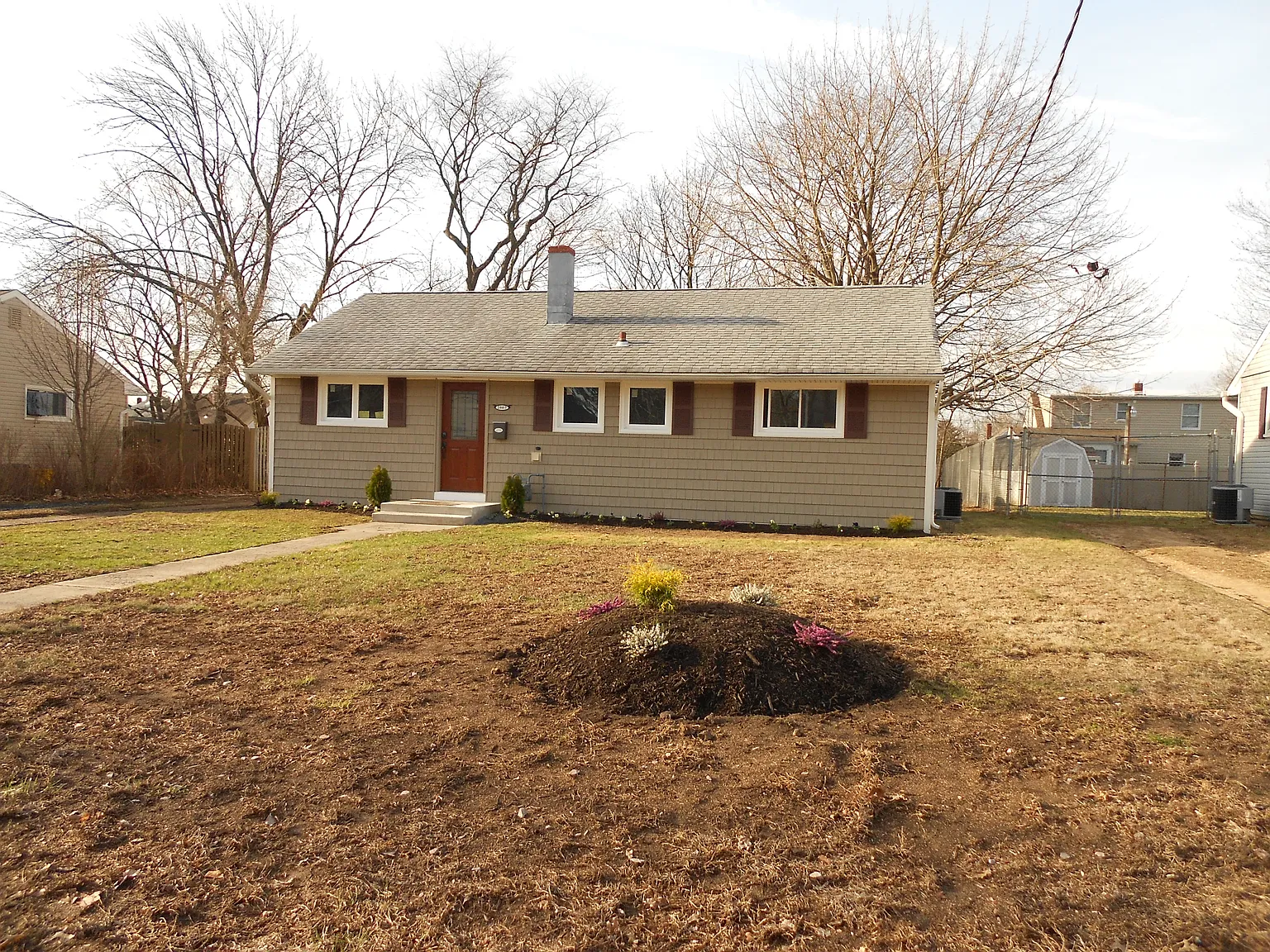 2007 S Olden Ave photo 1