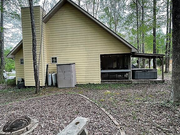2nd image of 21 Cherokee Springs Ct