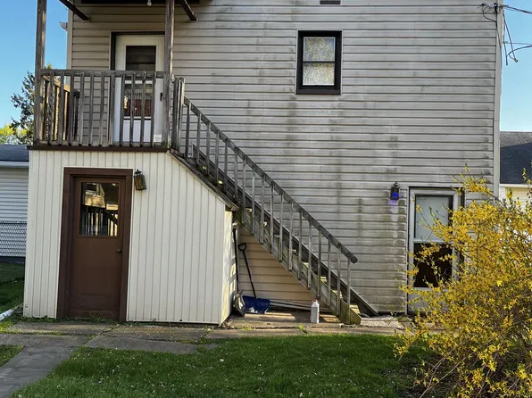 27 Berwin St, 27 Berwin St #1, Johnson City, NY 13790