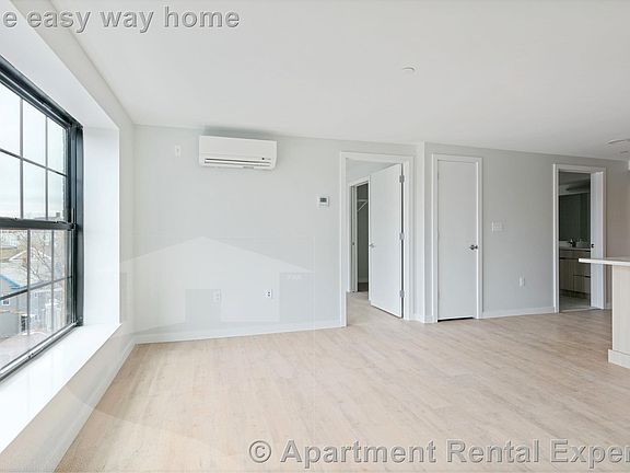 5th image of 10 Soden St #407