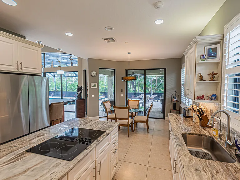 8060 Kiawah Trce — Photo 7