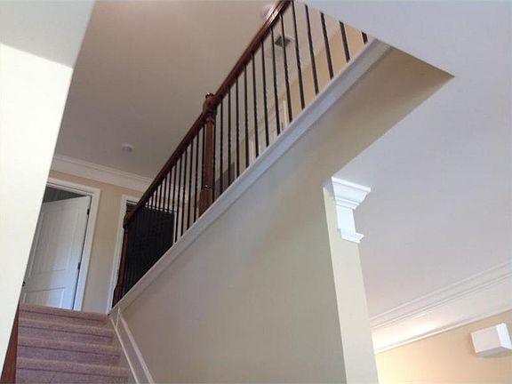4th image of 704 Abbotsford Way
