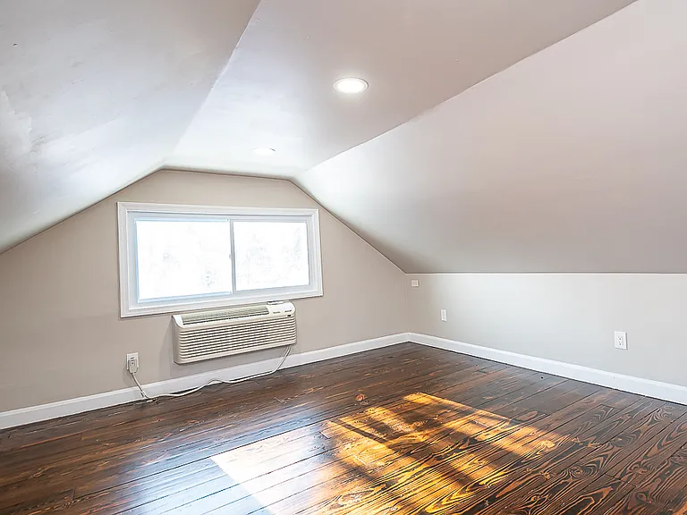 10712 Fidelity Ave #UP — Photo 26