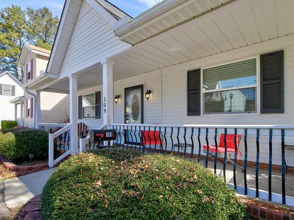 109 S Village Rd, Lexington, SC 29072