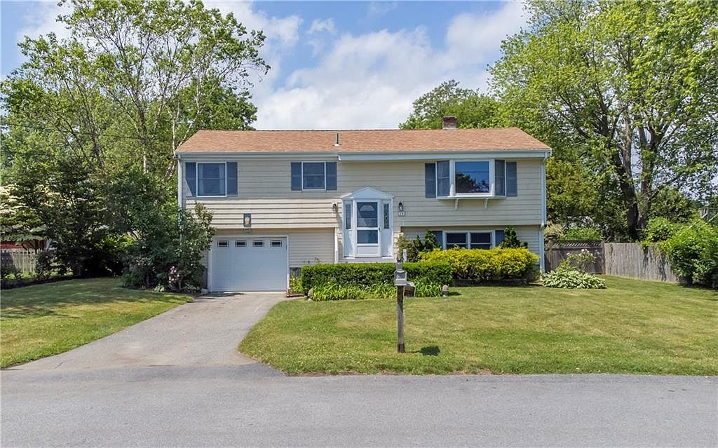 24 Reardon Dr, Middletown, RI 02842 Zillow