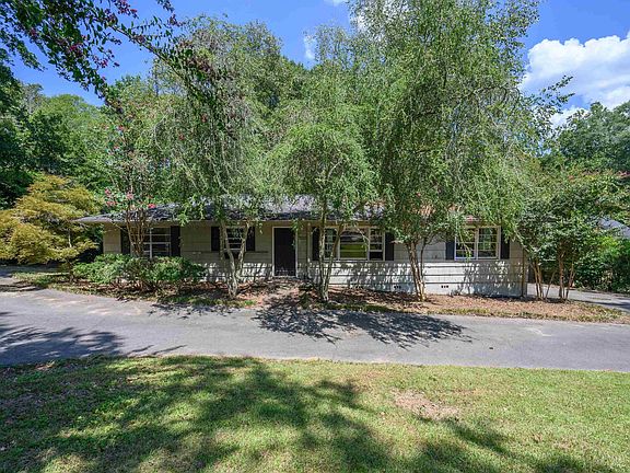 2nd image of 3016 La Haven Cir